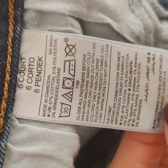 Old Navy Mid Rise Kicker Boot Cut Jeans Size 6 - Picture 5 of 5